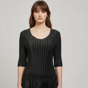 Magic It Fits Black Accordion Pleated Tunic Top Size OS NWT